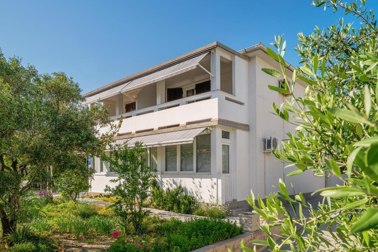 Apartments Meri Baska  Ngoại thất bức ảnh
